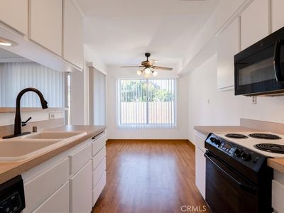 372 Carroll Park E APT 208, Long Beach, CA, 90814