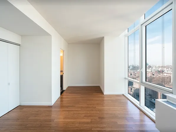 66 Rockwell Pl, Brooklyn, NY