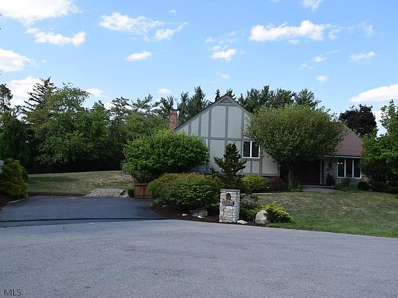 4th image of 904 Mariana Cir