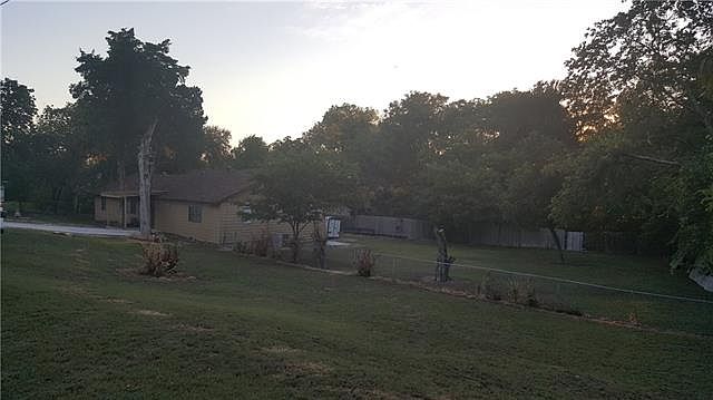 2nd image of 1331 Highland Dr