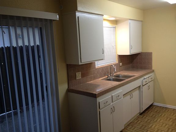 3rd image of 307 Goya Dr #307