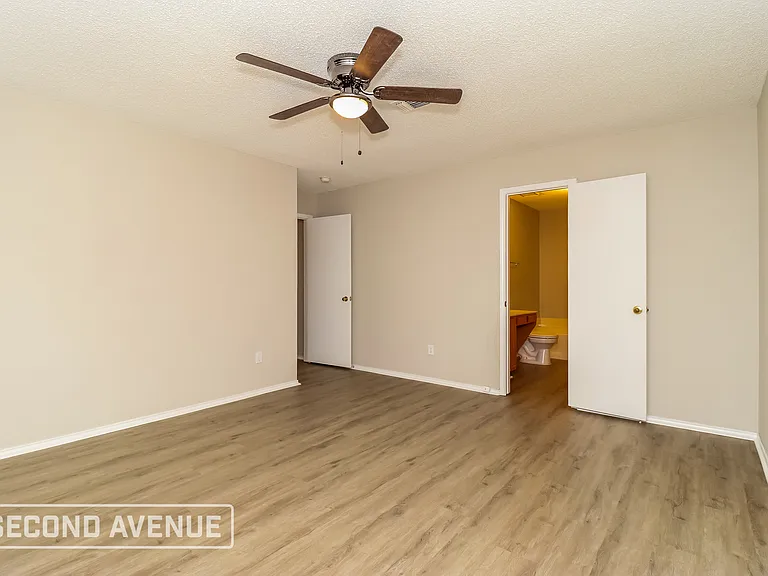 3704 Garden Springs Dr — Photo 9