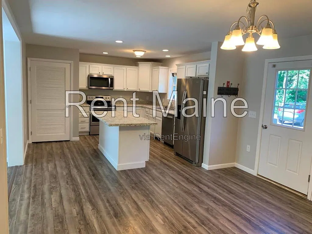 3 bed, 2.5 bath, 1540 sqft, $2,250 — Photo 3
