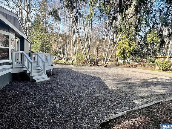 4th image of 62 S Alder Ln