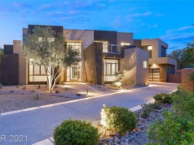 14 Drifting Shadow Way, Las Vegas, NV, 89135