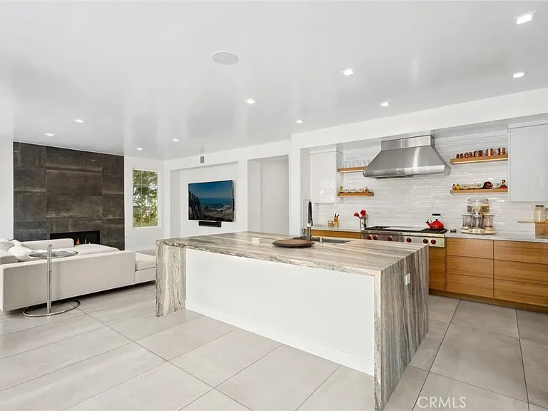 3 Bridgeport Rd — Photo 9