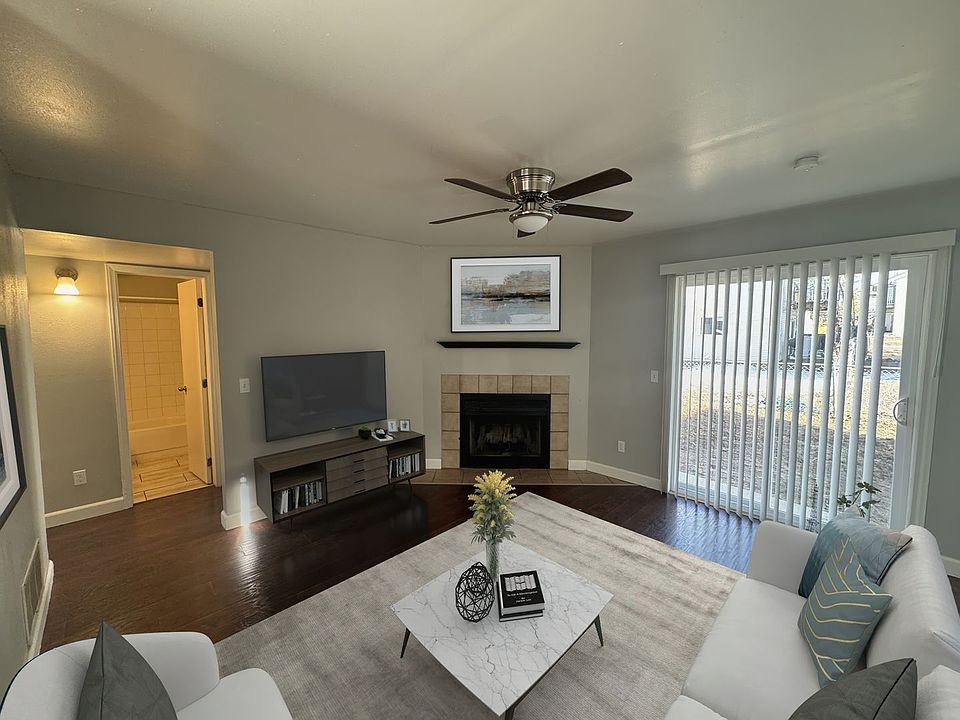 1st image of 1011 Mazatlan Cir APT A