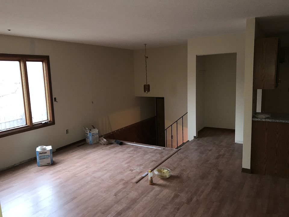 2nd image of 550 Garrison Dr