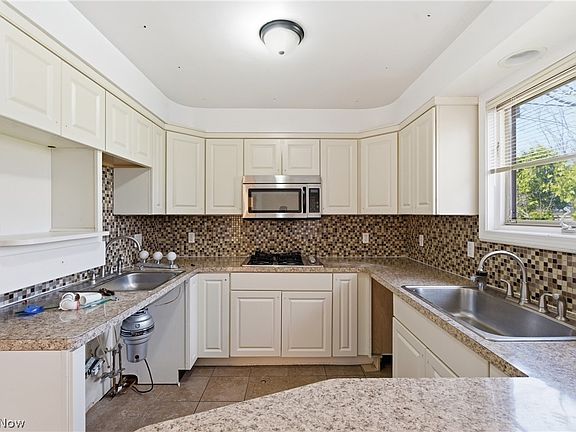 5th image of 4391 Churchill Blvd