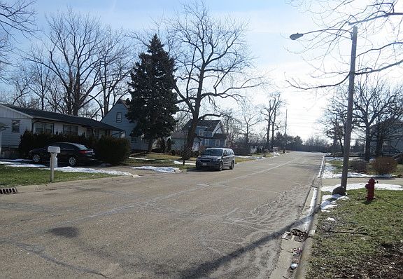3rd image of 2318 Wright Ave