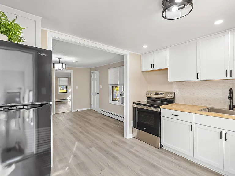 1181 Whitney Rd E #A — Photo 17