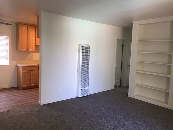 4th image of 365 Bonair St APT 18