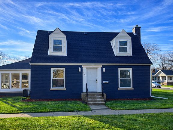 2nd image of 301 Warren St