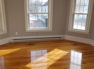 79 Pleasant St APT 3, Leominster, MA 01453