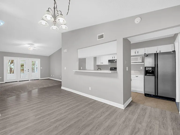 3930 Balsam Dr — Photo 9