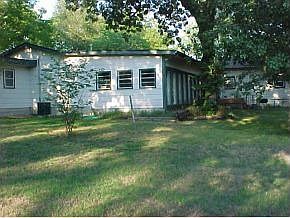 2nd image of 2111 Trenton St