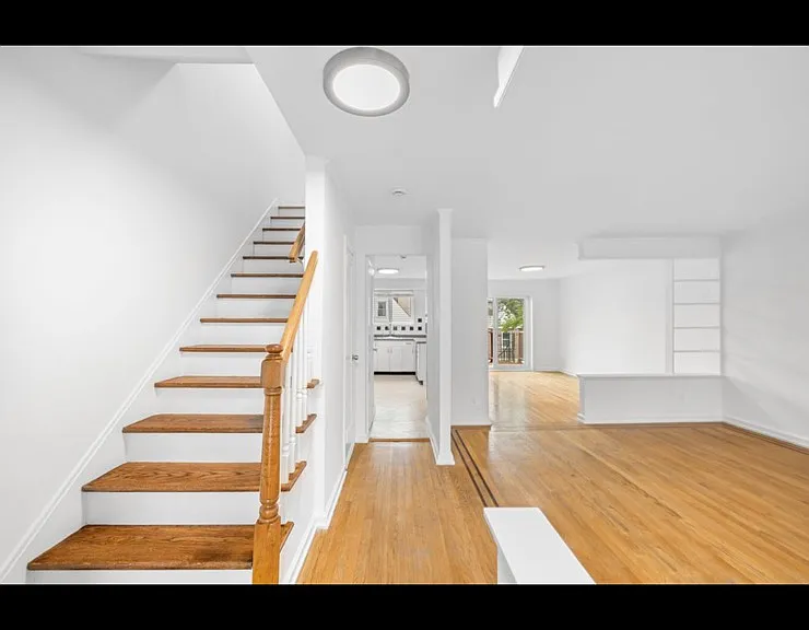 2534 Wilson Ave #1 — Photo 1