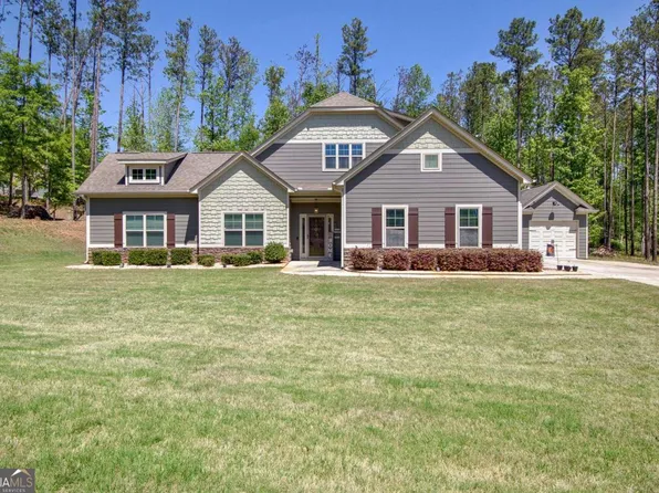153 Carlow Ct, Newnan, GA 30263
