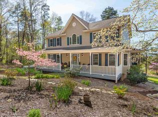 114 Hermitage Estates Rd, Waynesboro, VA 22980