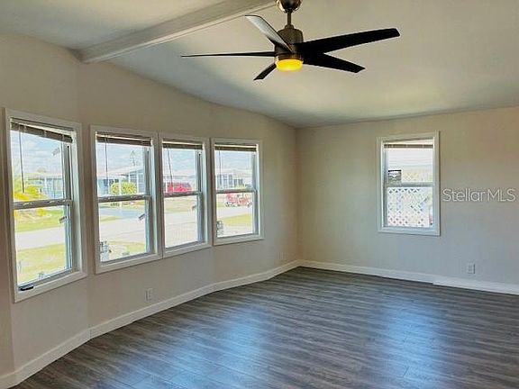 4th image of 3658 Stockton Rd