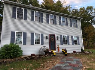 139 Rice Corner Rd, Brookfield, MA 01506