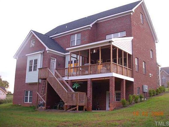 3rd image of 1640 Olde Beechwood Ct