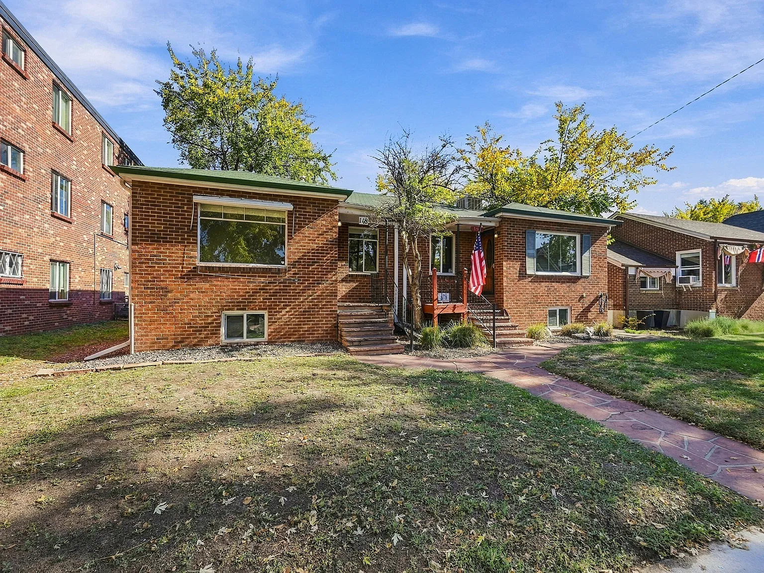 2 bed, 1260 sqft, $2,800 — Photo 3