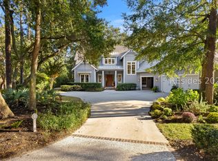 4 Heyward Pl, Hilton Head Island, SC 29928