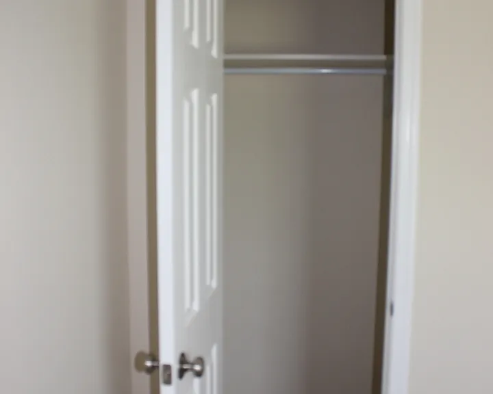816 Carson Cir — Photo 14
