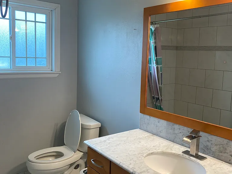 4651 S Holden St — Photo 7