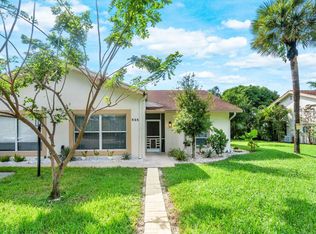 848 Lago Rd, Delray Beach, FL 33445