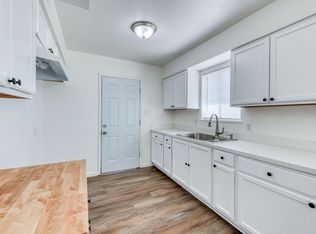 1838 S Whitney Ave, Fresno, CA 93702
