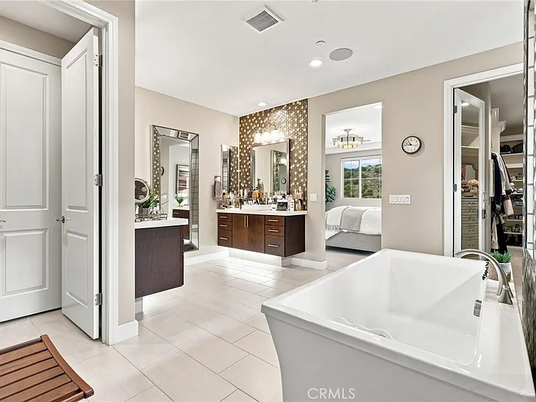 24357 W Clear Creek Pl — Photo 46