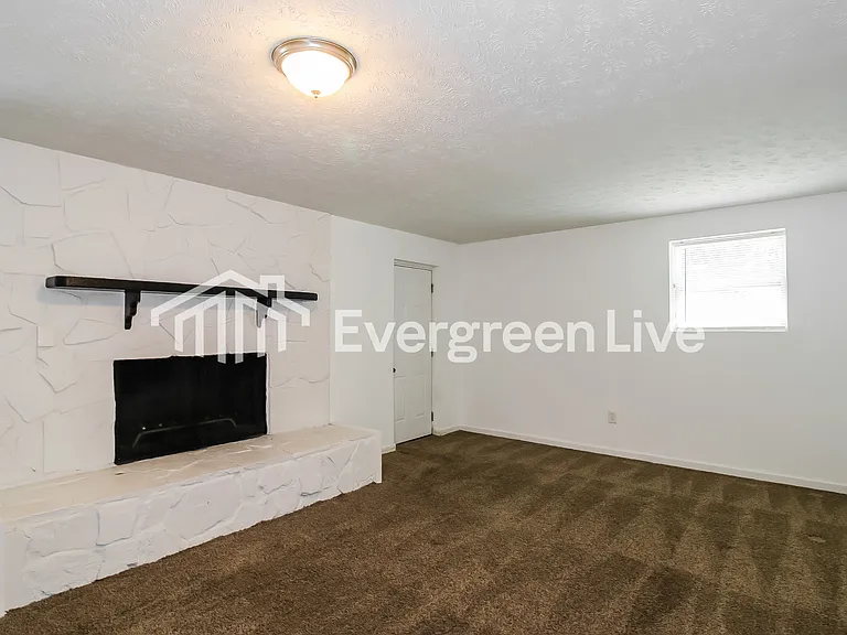 7443 Mockingbird Trl — Photo 4
