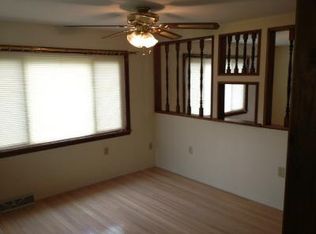 2422 41st St NW, Canton, OH 44709