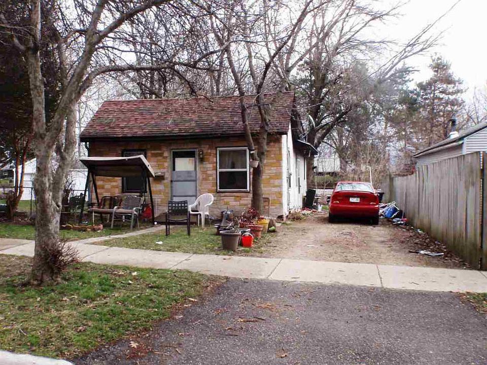2nd image of 1609 Loftsgordon Ave