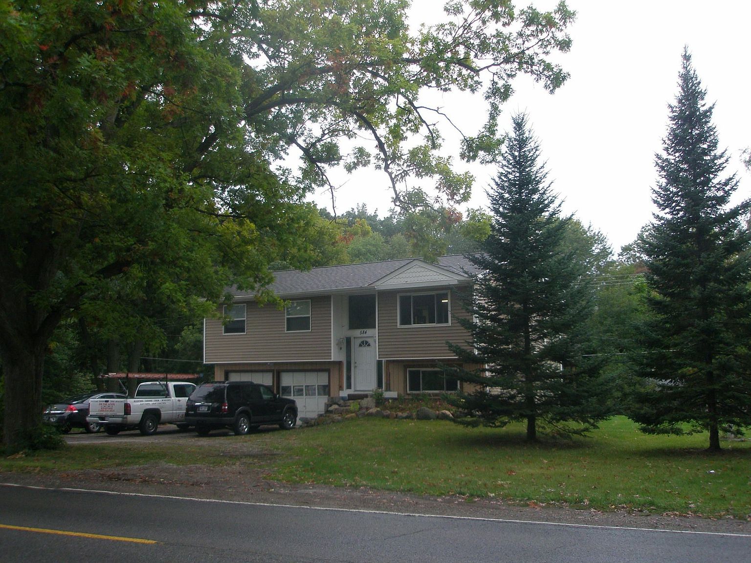 584 Union Lake Rd, White Lake, MI 48386 Zillow
