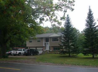 584 Union Lake Rd, White Lake, MI 48386