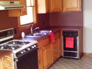 3rd image of 27754 Groveland St