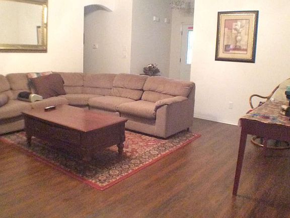 4th image of 549 Asbury Dr