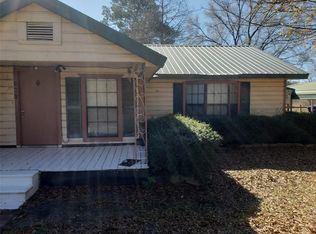 281 Fears St, Groveton, TX 75845