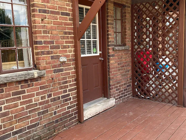 235 Rhoads Ave — Photo 21