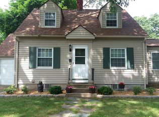 220 Bowles Park, Springfield, MA 01104