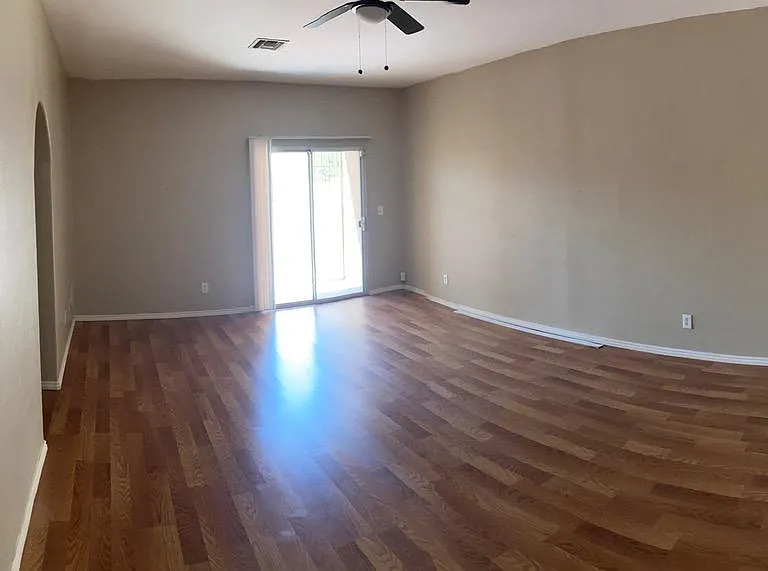 1315 E Zulema Loop — Photo 4