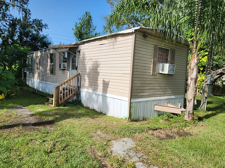 3525 Flat Rd — Photo 2