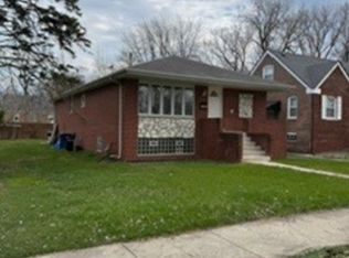 14241 S Mackinaw Ave, Burnham, IL