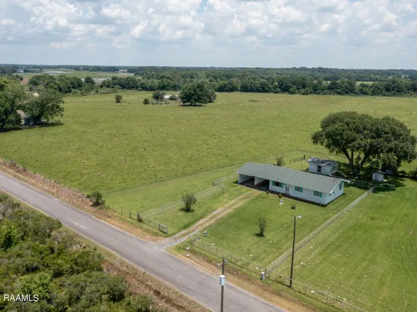 241 Vanicor Dr, Church Pt, LA 70525