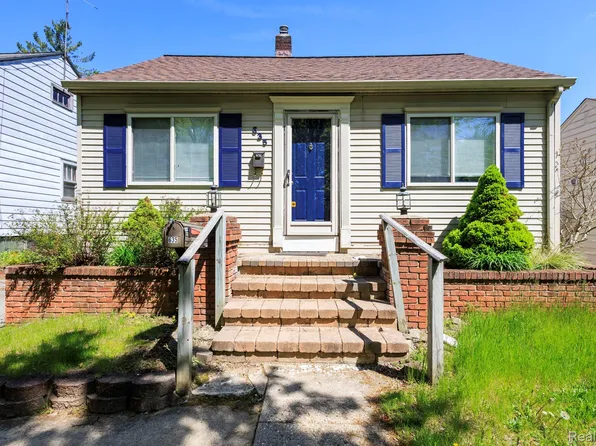 635 E Tennyson Ave, Pontiac, MI 48340