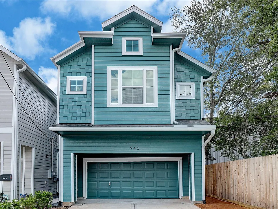 945 Wakefield Dr