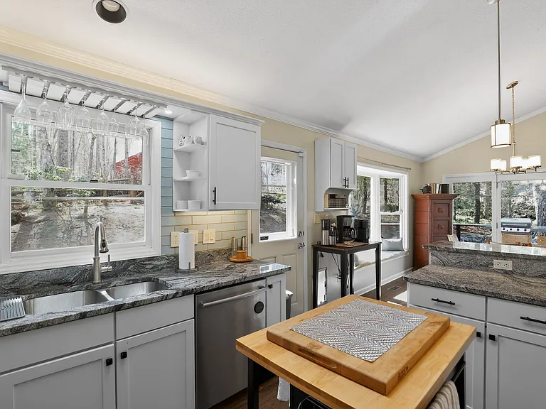 6 Hunters Ridge Dr — Photo 27